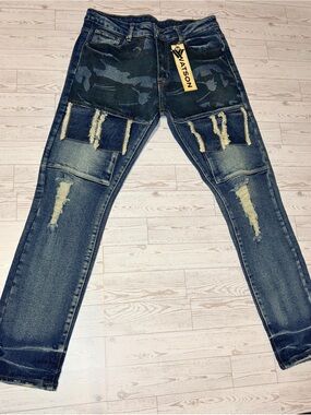 Size 28 Watson Men's Distressed Dark Blue Jeans With Camo Details On Upper